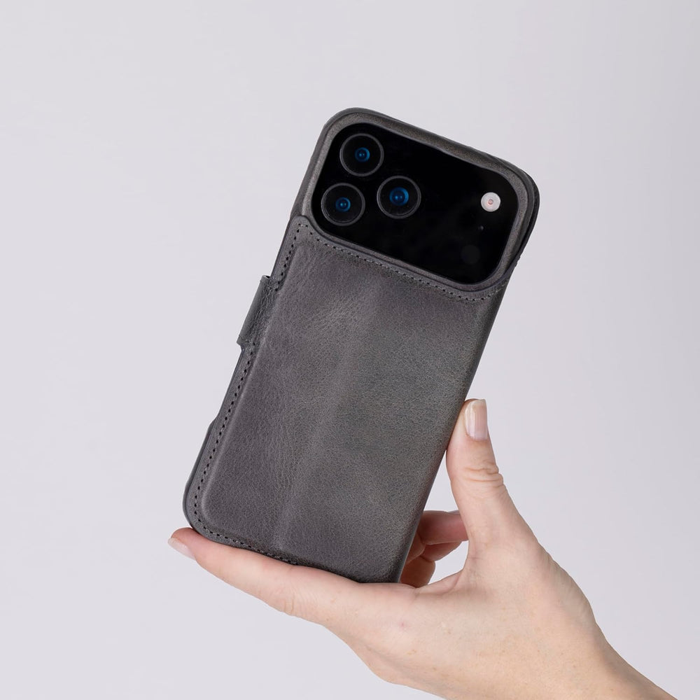Solo Pelle Steingrau Lederhülle kompatibel für iPhone 17 Pro in 6.3 Zoll abnehmbare Hülle (2in1) inkl. Kartenfächer geeignet für MagSafe Zubehör