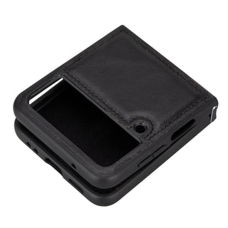 Solo Pelle Lederhülle für das Samsung Galaxy Z Flip 5 Hülle aus echtem Leder - Schwarz