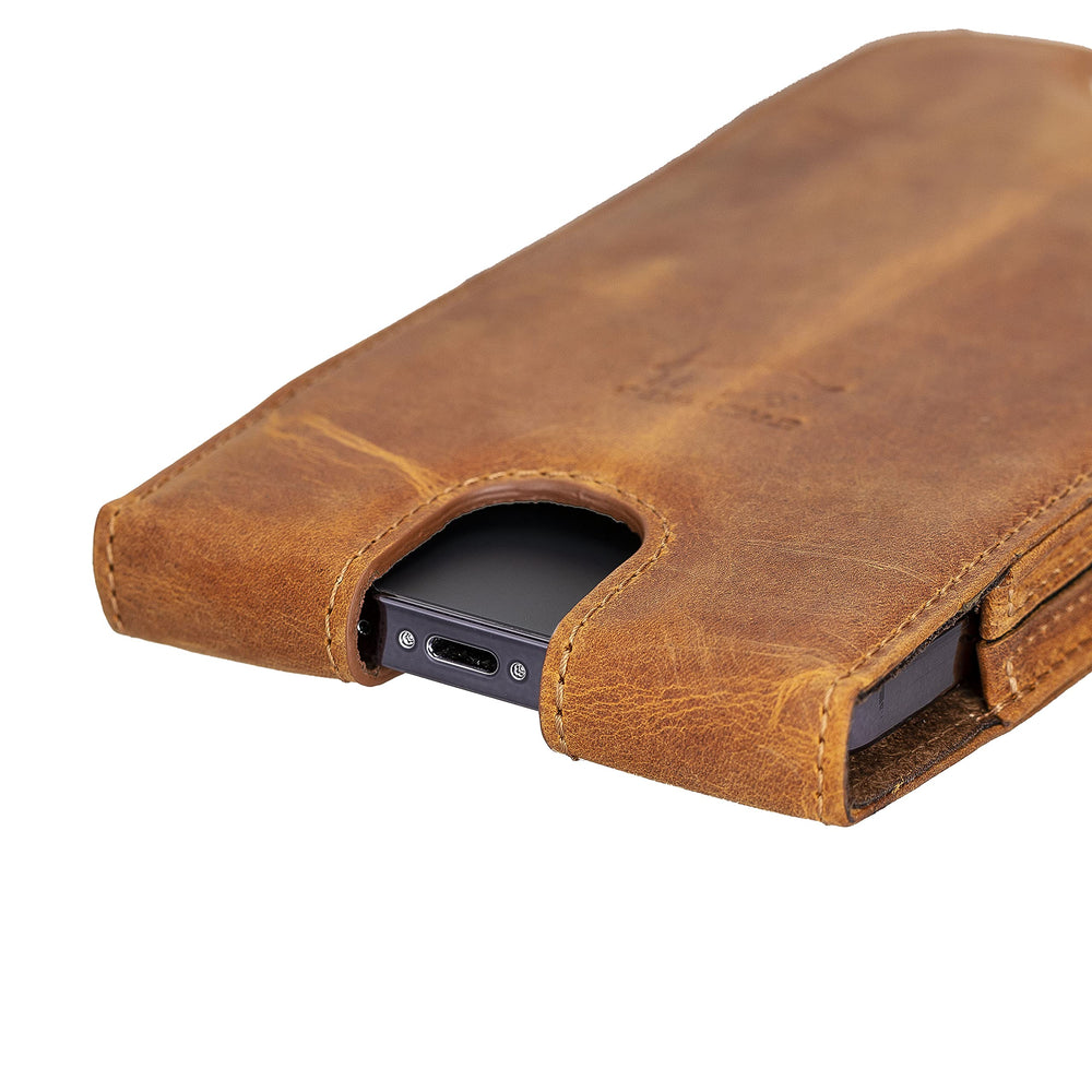 Solo Pelle Lederhülle für das iPhone bis 6.1 Zoll Leder Hülle Sleeve - Camel Braun