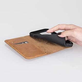 Solo Pelle aufklappbare Lederhülle kompatibel für iPhone 13 Pro in 6.1 Zoll inkl. 1 Kartenfach für das original Apple iPhone 13 Pro