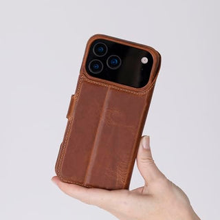 Solo Pelle Lederhülle kompatibel für iPhone 17 Pro in 6.3 Zoll abnehmbare Hülle (2in1) inkl. Kartenfächer geeignet für MagSafe Zubehör