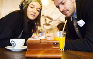 Solo Pelle Lederhülle passend zu iPhone X/XS abnehmbare Hülle (2in1) inkl. Kartenfächer für das original iPhone X/XS