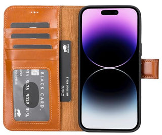 Solo Pelle Lederhülle kompatibel für iPhone 15 Pro Max in 6.7 Zoll abnehmbare Hülle (2in1) inkl. Kartenfächer für das original Apple iPhone 15 Pro Max in 6.7