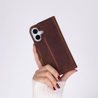 Solo Pelle Vintage Braun, Lederhülle kompatibel für iPhone 17 in 6.3 Zoll abnehmbare Hülle (2in1) inkl. Kartenfächer geeignet für MagSafe Zubehör