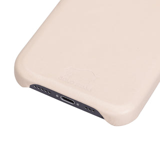 Solo Pelle Lederhülle für das iPhone 13 Pro in 6.1 Zoll Ledertasche Backcover aus echtem Leder "Princeton" - Camel Braun