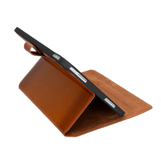 Solo Pelle Leder Hülle geeignet für Apple iPad Pro 10.2 9.Generation. Unterstützt Pencil 2 "Stage" - Cognac Braun
