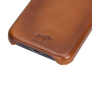 Solo Pelle Lederhülle für das iPhone 13 Pro in 6.1 Zoll Ledertasche Backcover aus echtem Leder "Princeton" - Camel Braun