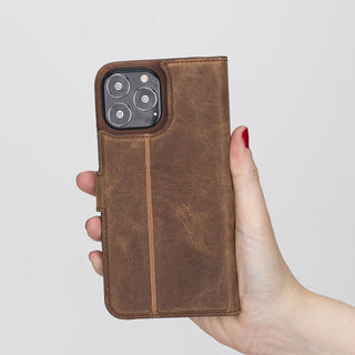 Solo Pelle Lederhülle kompatibel für iPhone 14 Pro Max in 6.7 Zoll abnehmbare Hülle (2in1) inkl. Kartenfächer für das original Apple iPhone 14 Pro Max in 6.7 (Vollleder Vintage Braun)