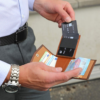 Slim Wallet "Lean" mit Münzfach 12 Karten - Schwarz