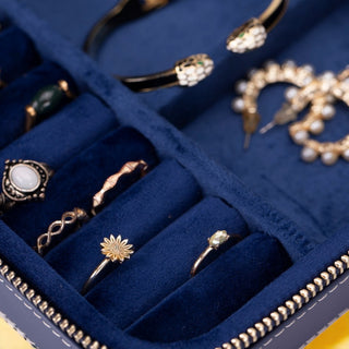 Amanda - Schmuckbox aus Leder - Mittel