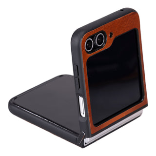 Flex Cover - Handyhülle für Samsung Galaxy Z Flip 5 aus Leder