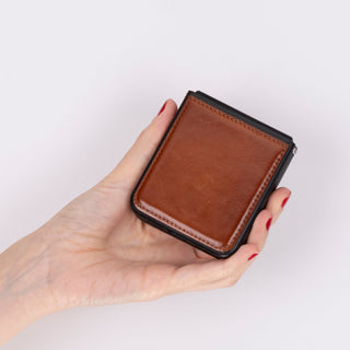 Flex Cover - Handyhülle für Samsung Galaxy Z Flip 6 aus Leder
