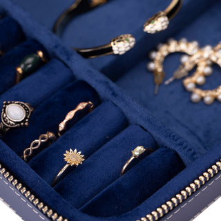 Amanda - Schmuckbox aus Leder - Mittel
