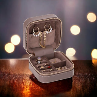 Amanda - Schmuckbox aus Leder - Mittel