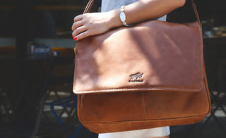 Solo Pelle Leder Messenger Tasche / Umhängetasche aus echtem Leder Modell: 4012
