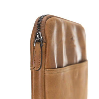 Solo Pelle Ledertasche für das Apple MacBook Pro und Air 13 Zoll, 12 Zoll & iPad Pro 12,9 Zoll Lederhülle Case Hülle Awenta aus echtem Leder in Cognac Braun